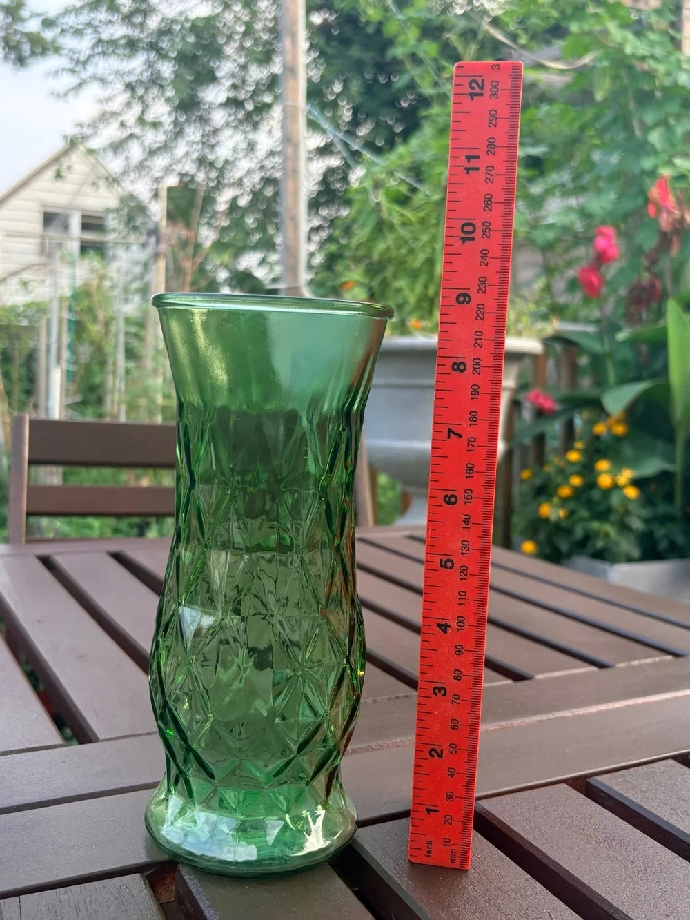 🏺Vintage E.O. Brody Co. Hoosier 1950s Green Diamond Cut Quilted Pattern Vase 9in